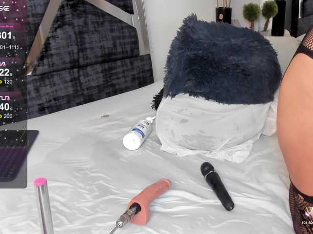 Isa-Jonness's BongaCams show and profile