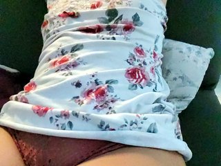 Georgina-Cross Porn Show