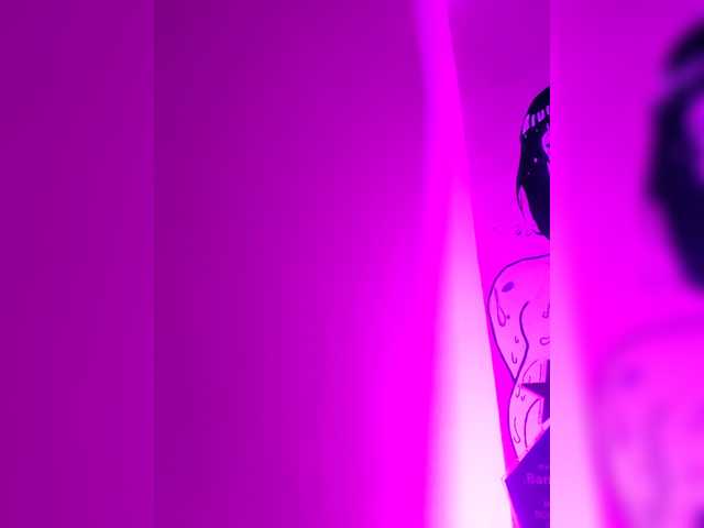 Georgina-Cross's BongaCams show and profile