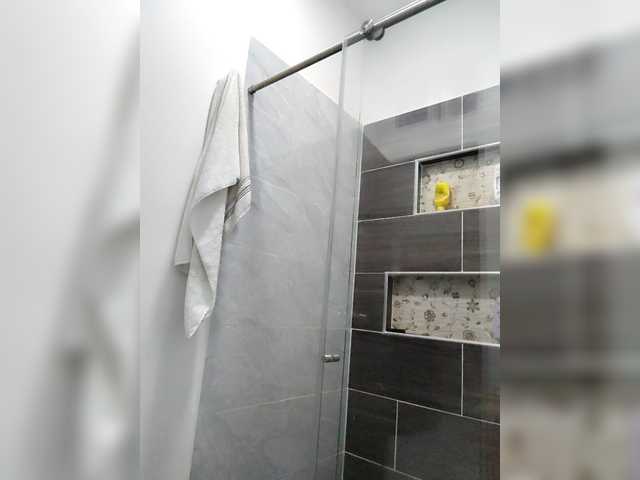 Georgina-Cross's BongaCams show and profile