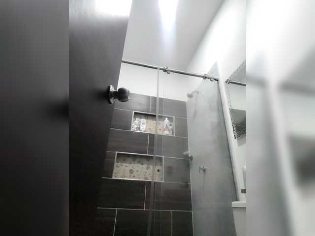 Georgina-Cross's BongaCams show and profile