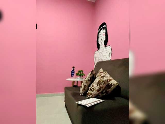 Georgina-Cross's BongaCams show and profile