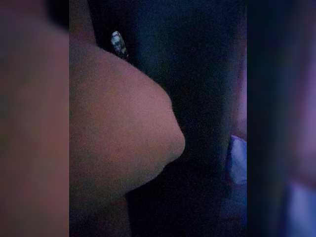 Georgina-Cross's BongaCams show and profile