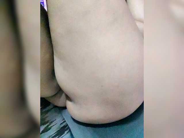 Georgina-Cross's BongaCams show and profile