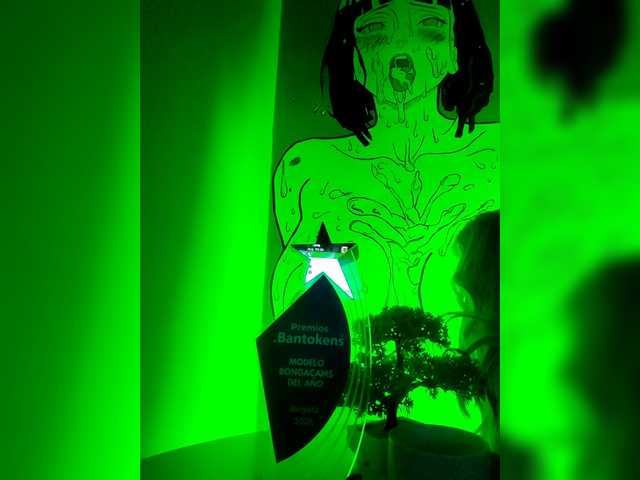 Georgina-Cross's BongaCams show and profile