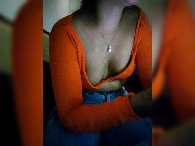 Georgina-Cross's BongaCams show and profile