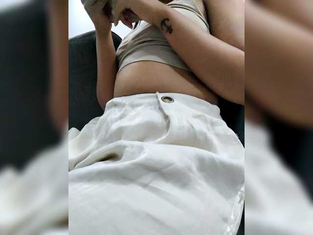 Georgina-Cross's BongaCams show and profile