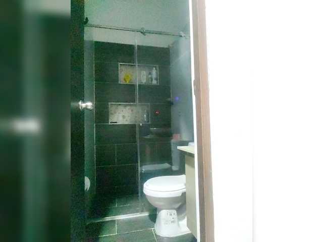 Georgina-Cross's BongaCams show and profile