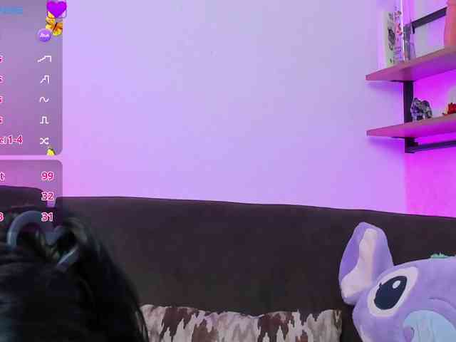 Georgina-Cross webcam