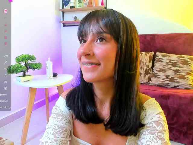 Georgina-Cross webcam