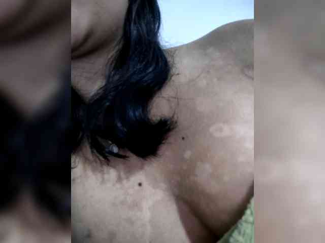 Georgina-Cross webcam