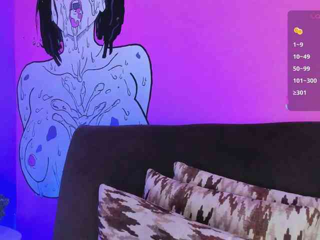 Georgina-Cross webcam