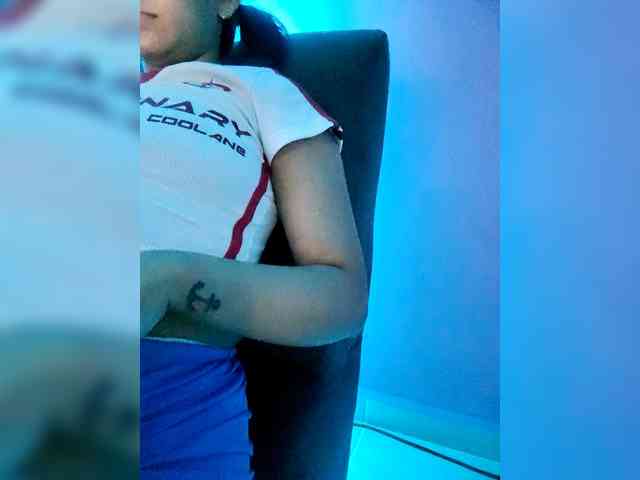 Georgina-Cross webcam