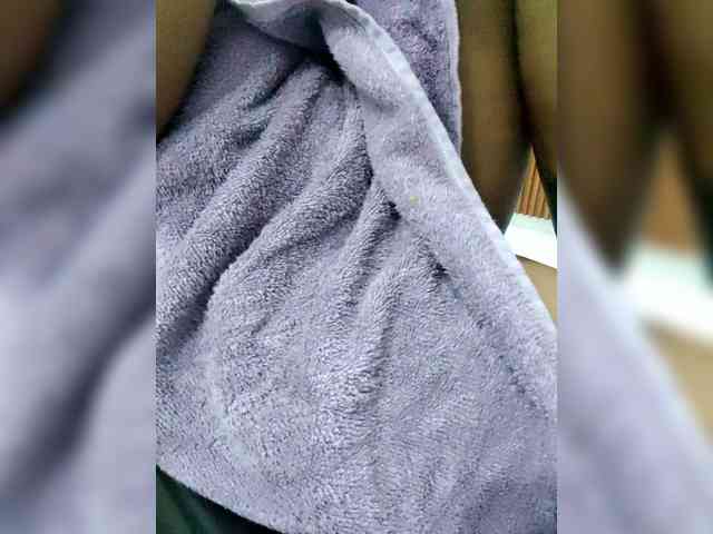 Georgina-Cross webcam