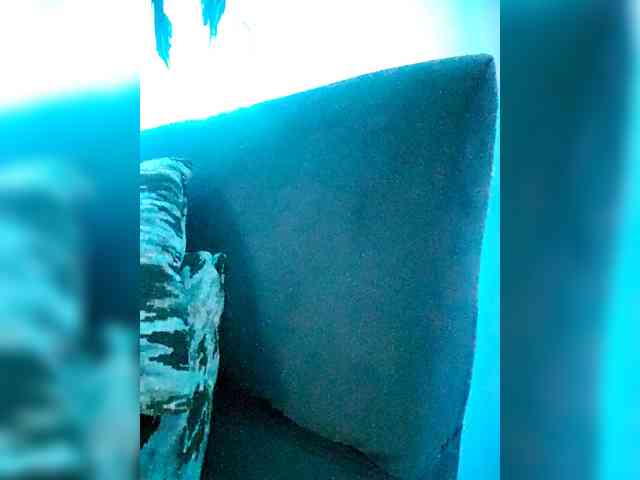 Georgina-Cross webcam