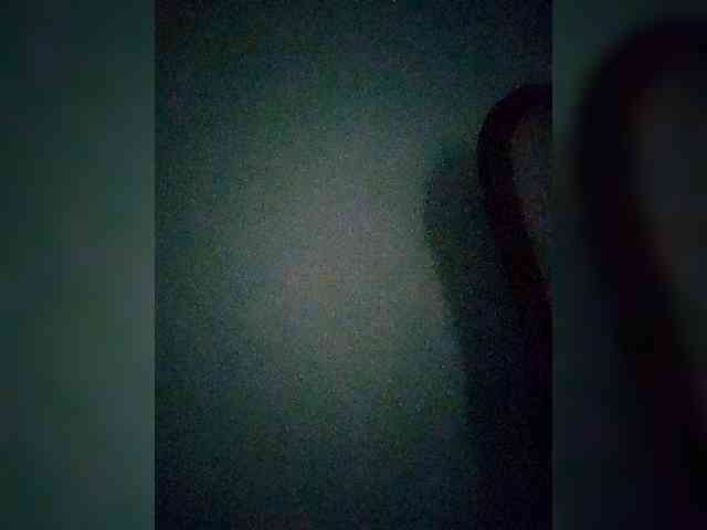 Georgina-Cross webcam