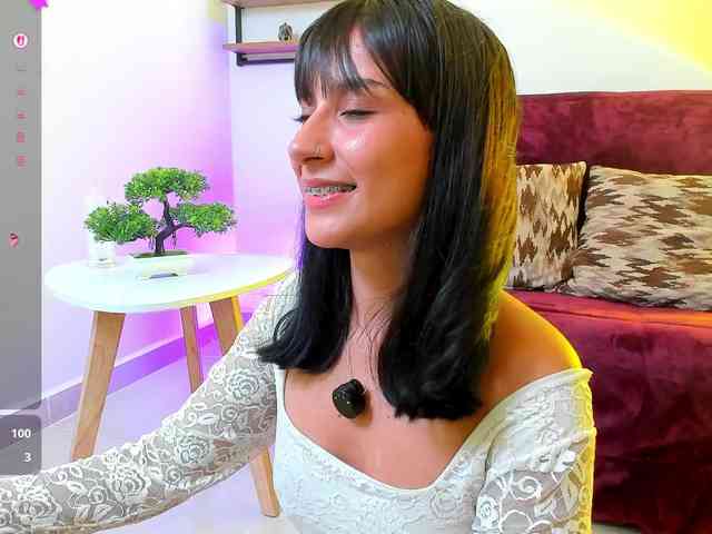 Georgina-Cross webcam