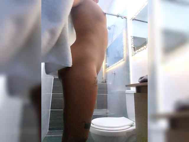 Georgina-Cross webcam