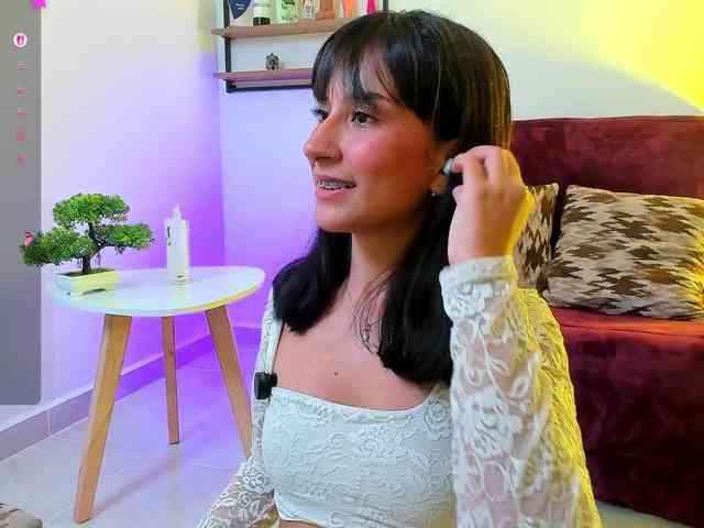 Georgina-Cross webcam