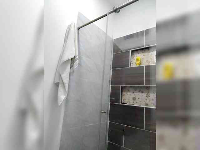 Georgina-Cross webcam