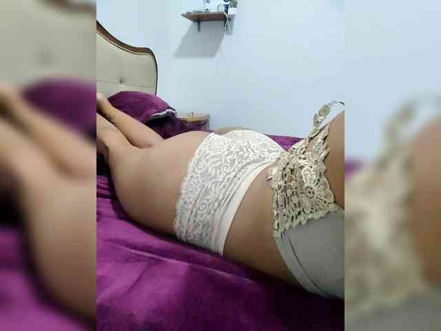 Georgina-Cross Georgina-Cross