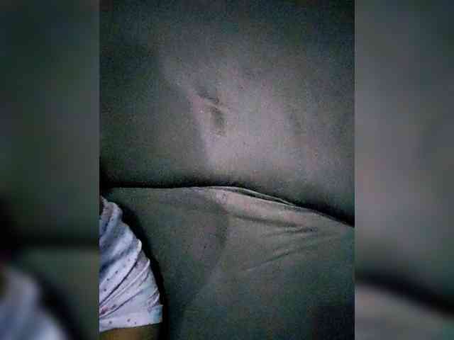 Georgina-Cross webcam