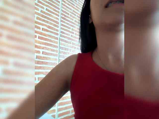 Georgina-Cross webcam