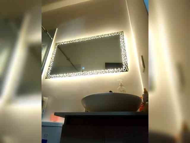 Georgina-Cross webcam