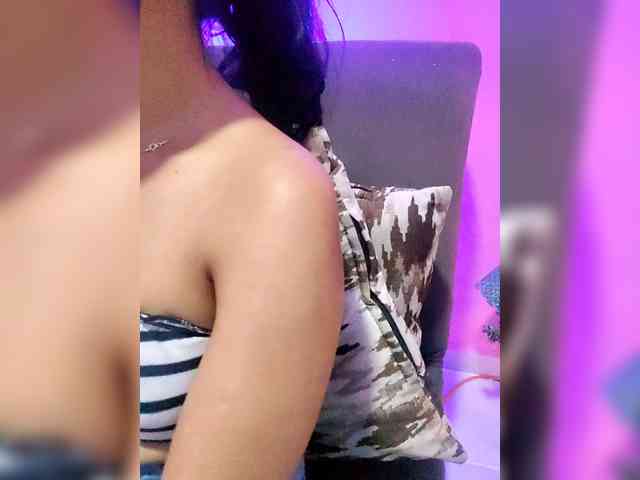 Georgina-Cross webcam