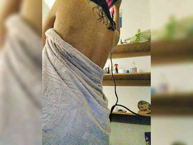 Georgina-Cross Georgina-Cross