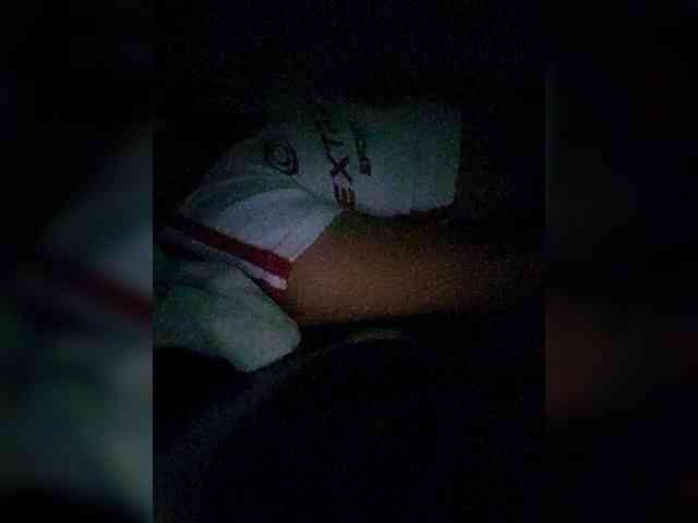 Georgina-Cross webcam