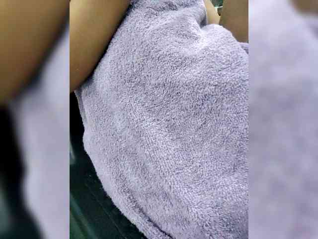 Georgina-Cross webcam