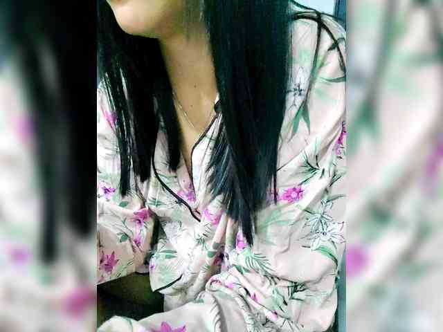 Georgina-Cross webcam