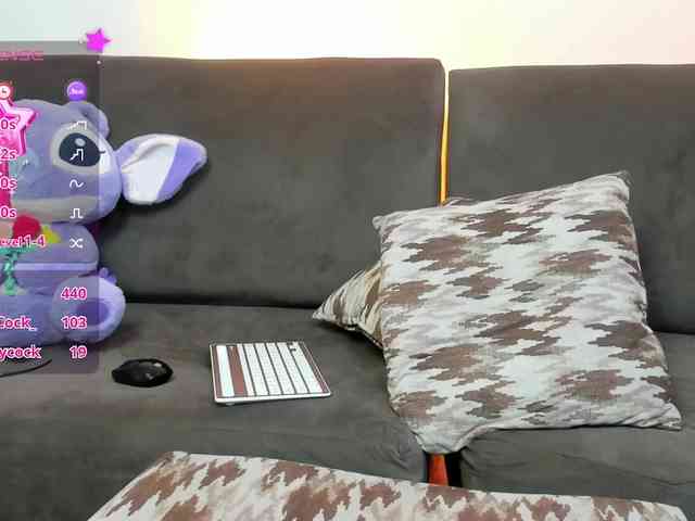 Georgina-Cross webcam