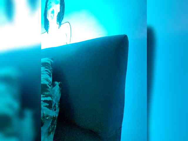 Georgina-Cross webcam