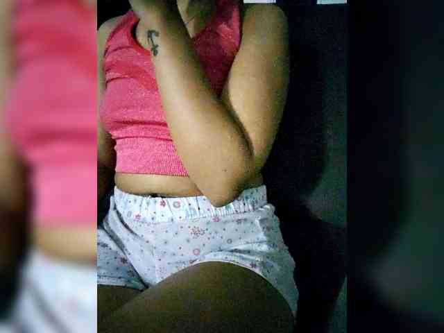 Georgina-Cross webcam