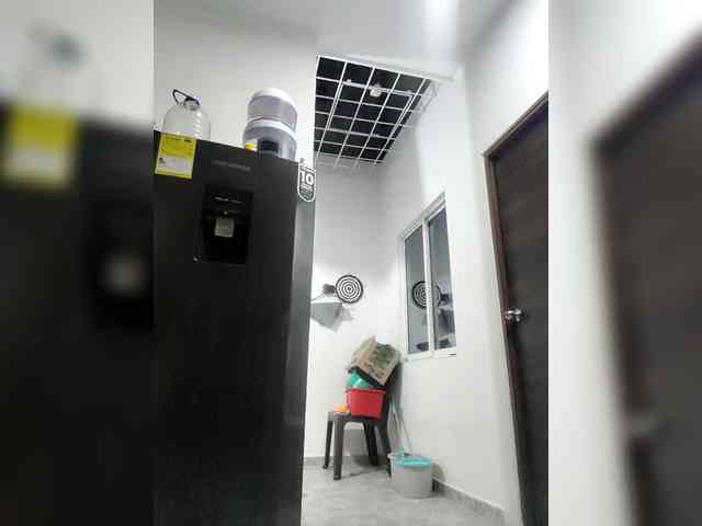 Georgina-Cross webcam