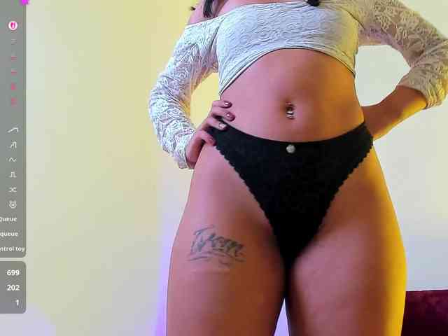 Georgina-Cross webcam