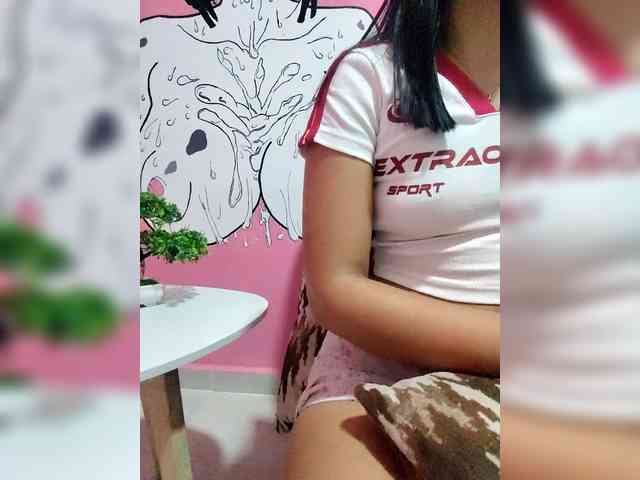 Georgina-Cross webcam