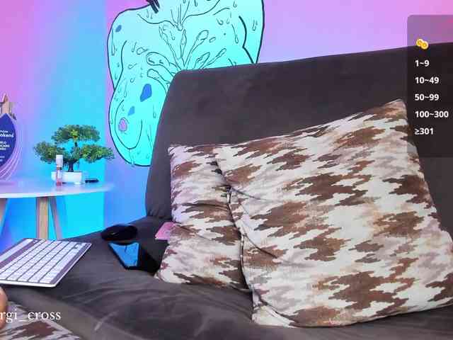 Georgina-Cross webcam