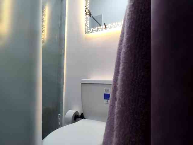 Georgina-Cross Georgina-Cross