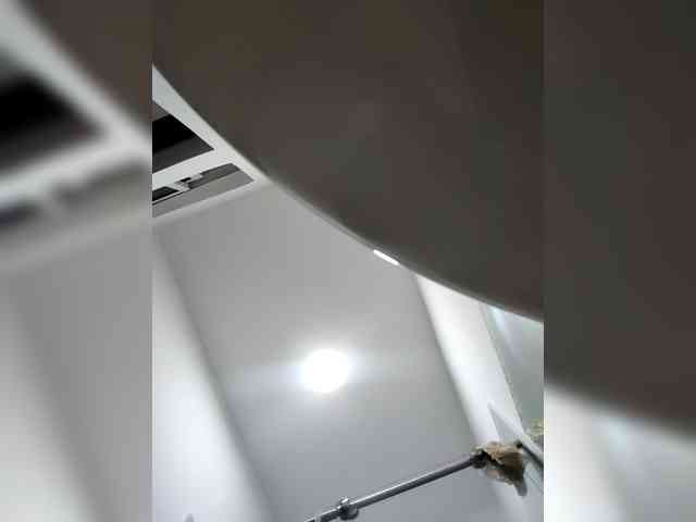 Georgina-Cross webcam