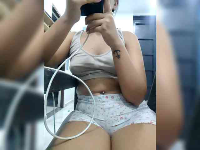 Georgina-Cross Georgina-Cross