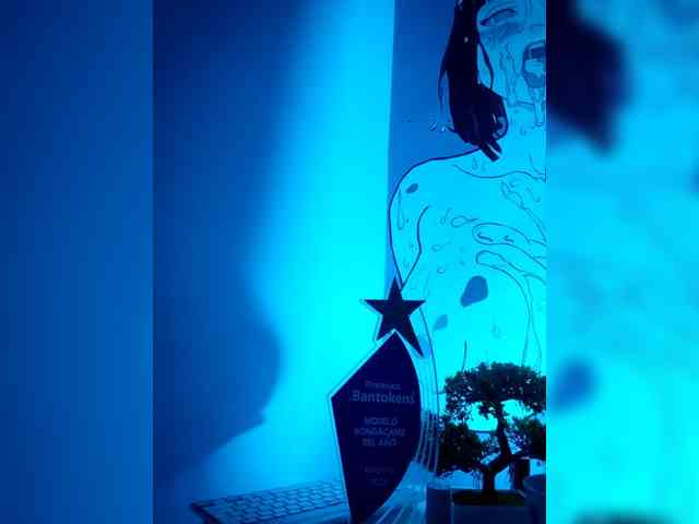 Georgina-Cross webcam