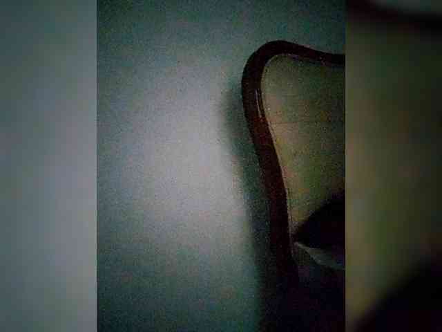 Georgina-Cross webcam