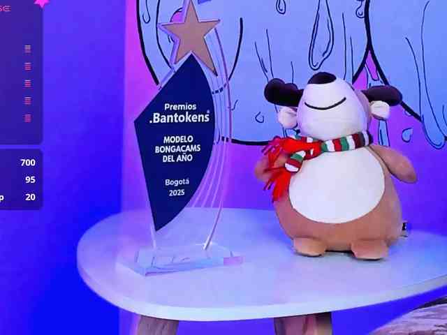 Georgina-Cross webcam