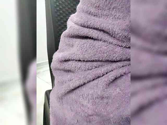 Georgina-Cross webcam