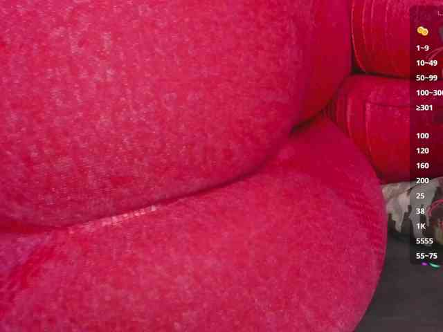 Georgina-Cross webcam