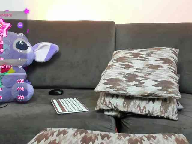 Georgina-Cross webcam