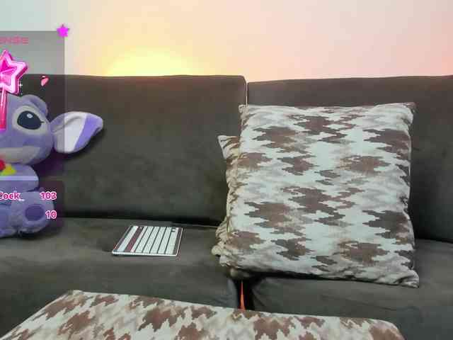 Georgina-Cross webcam
